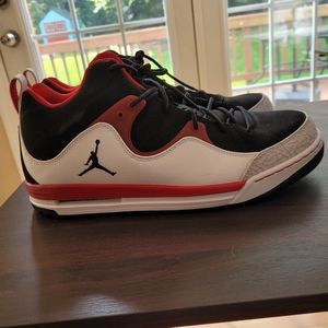 Nike Jordan Men's 13 Flight TR'97 Mid Basketball